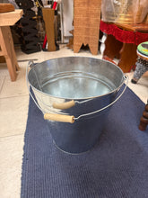 Load image into Gallery viewer, Bekken 31 cm hoog doorsnede 28 cm teil emmer 10 liter
